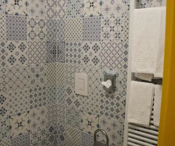 Blu Sea Oda ve Kahvaltı 4*